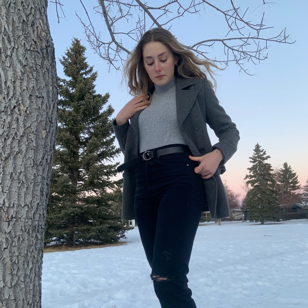 Light grey turtle neck